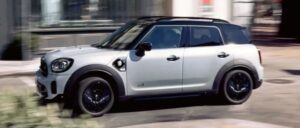 Read more about the article 带补贴的插混MINI四驱现车！迷你的大块头——MINI Countryman，单身、居家都适用！