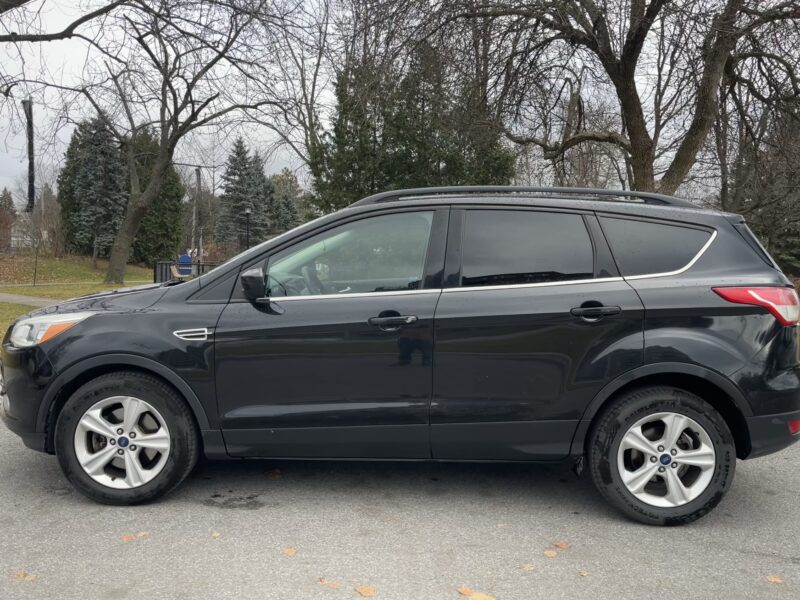 【帮车友转发 】2014福特Ford Escape（免税）