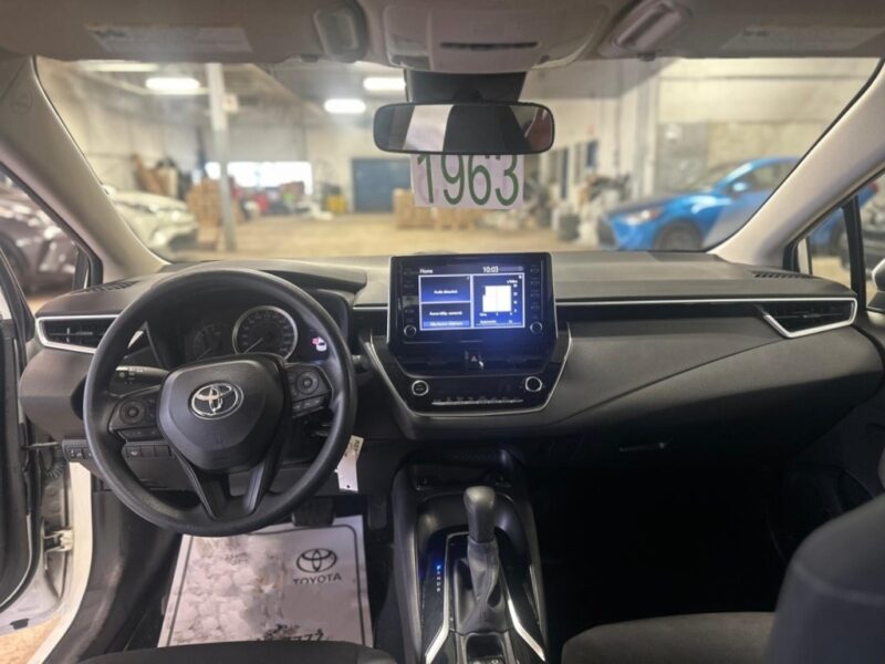 【九十脉推荐】一手车主、无事故、低里程、极佳车况！2021 Toyota Corolla LE，仅25,312 km，售价：$23,995（低于市场平均交易价格：7%）