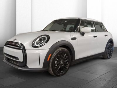 【九十脉推荐】一手车主、低里程、无事故！2022 MINI 5 Door Cooper 高配，自动挡，售价：$25,449（低于市场平均交易价格：13%）